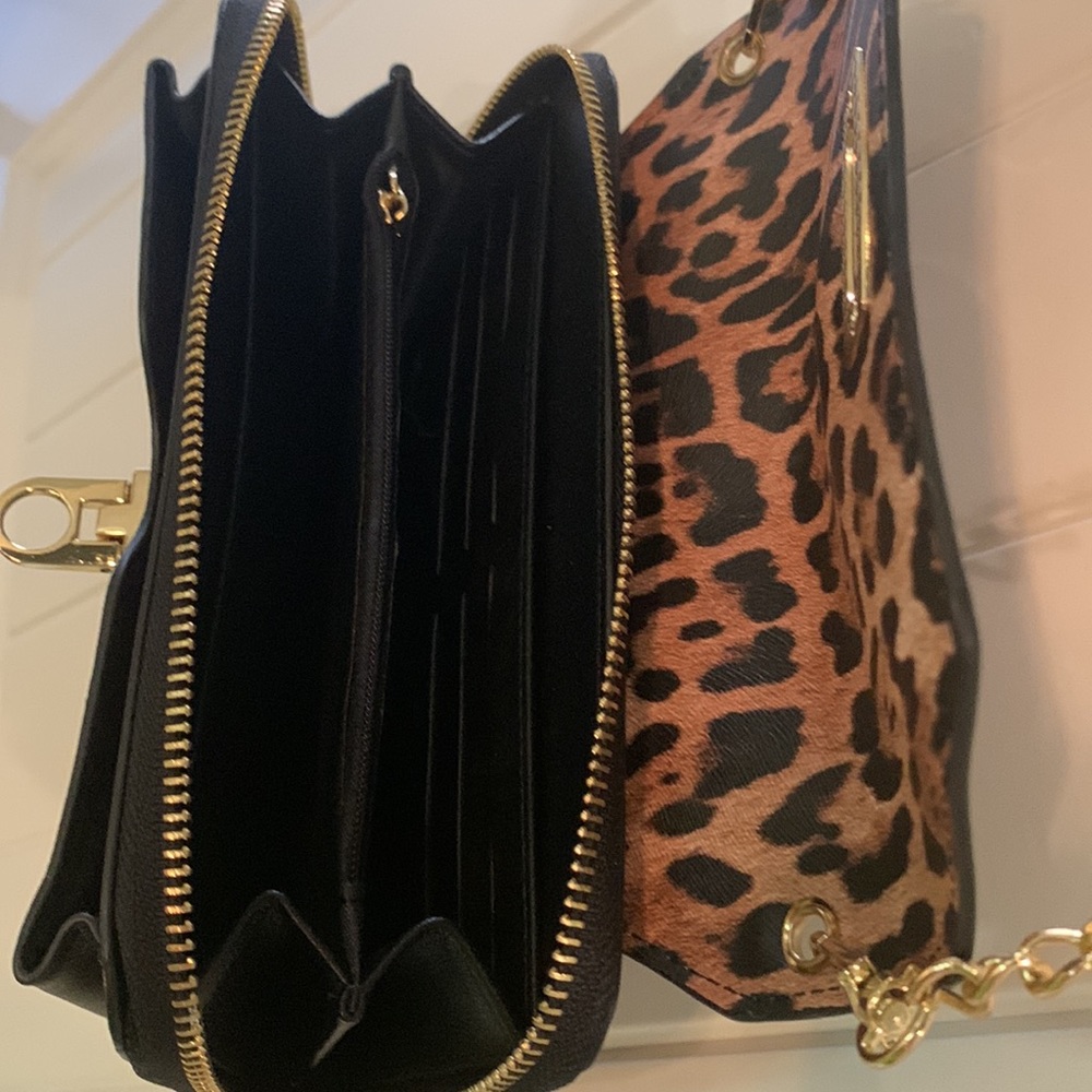 Crossbody purse - Picture 3 of 5